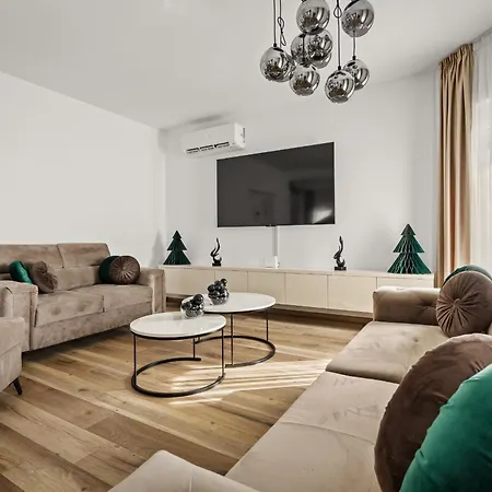 Vila Renci Near Umag For 8 Persons With 30 M2 Private Heated Pool *