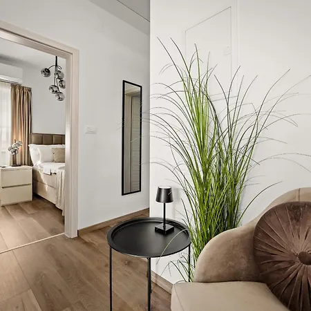Villa Renci Near Umag For 8 Persons With 30 M2 Private Heated Pool